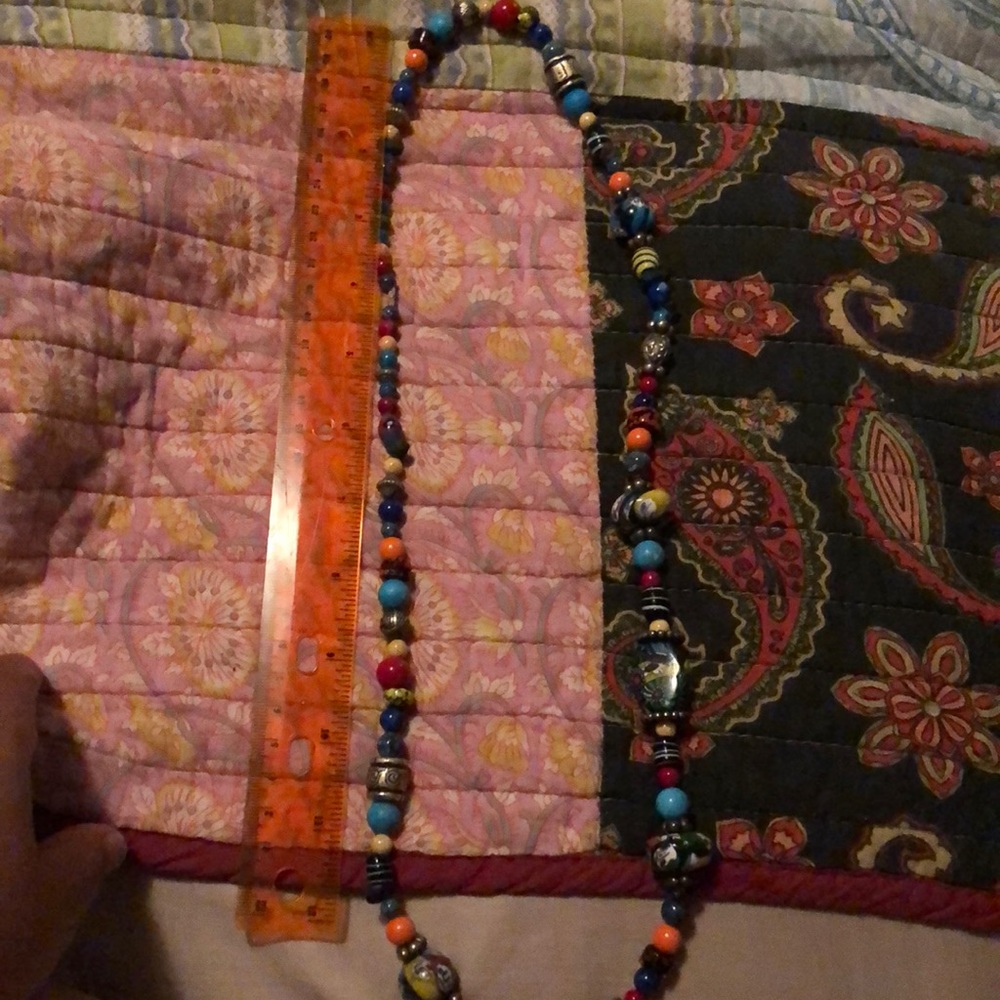 Multi-color necklace